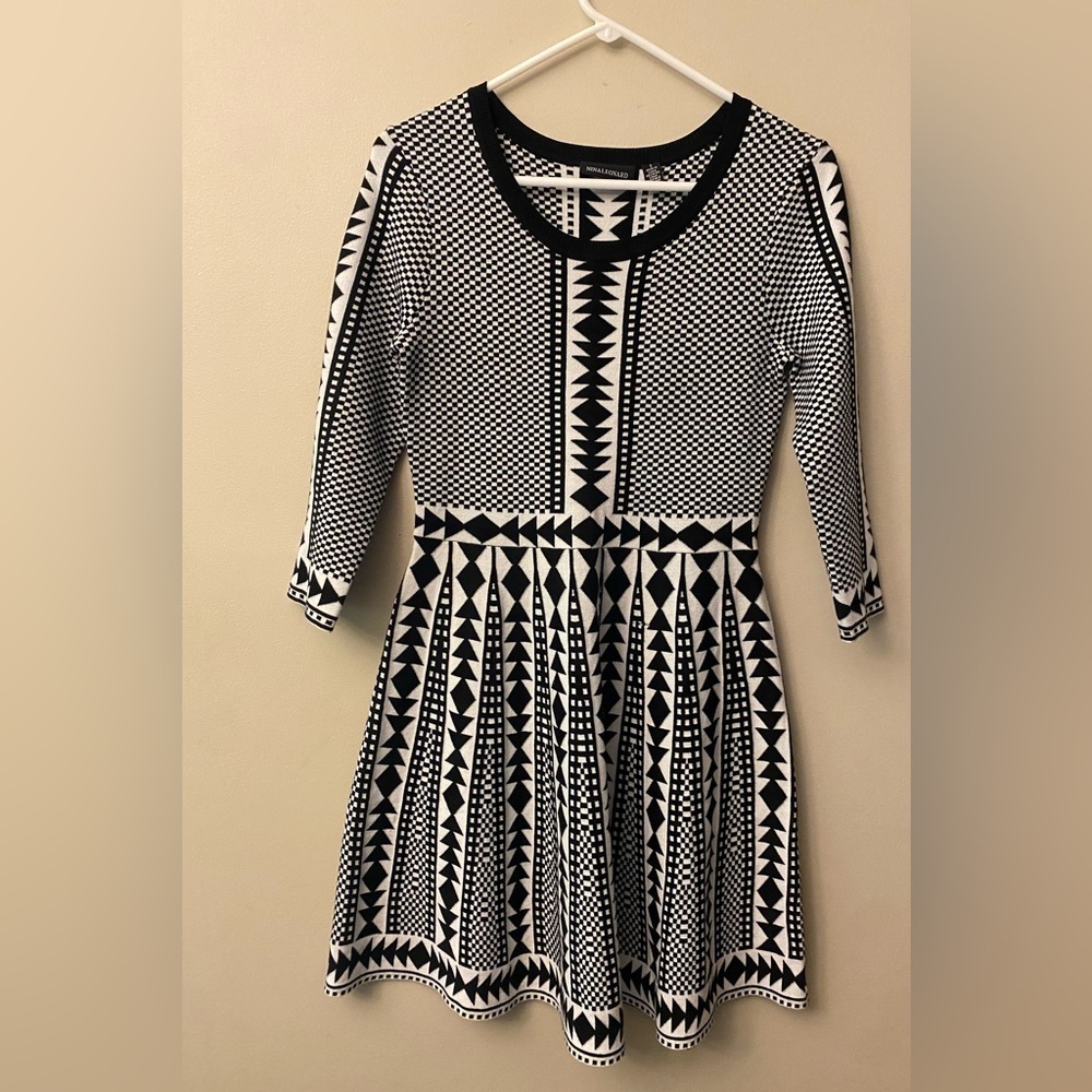 Nina Leonard Black and White Geometric womens Dress